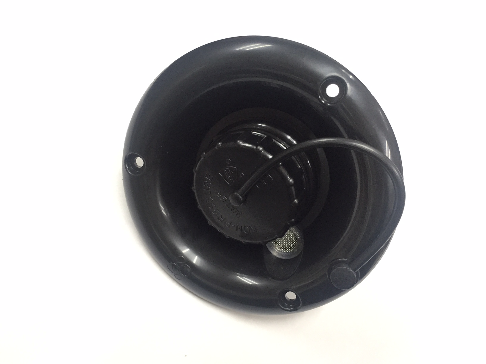 Gravity Water Dish